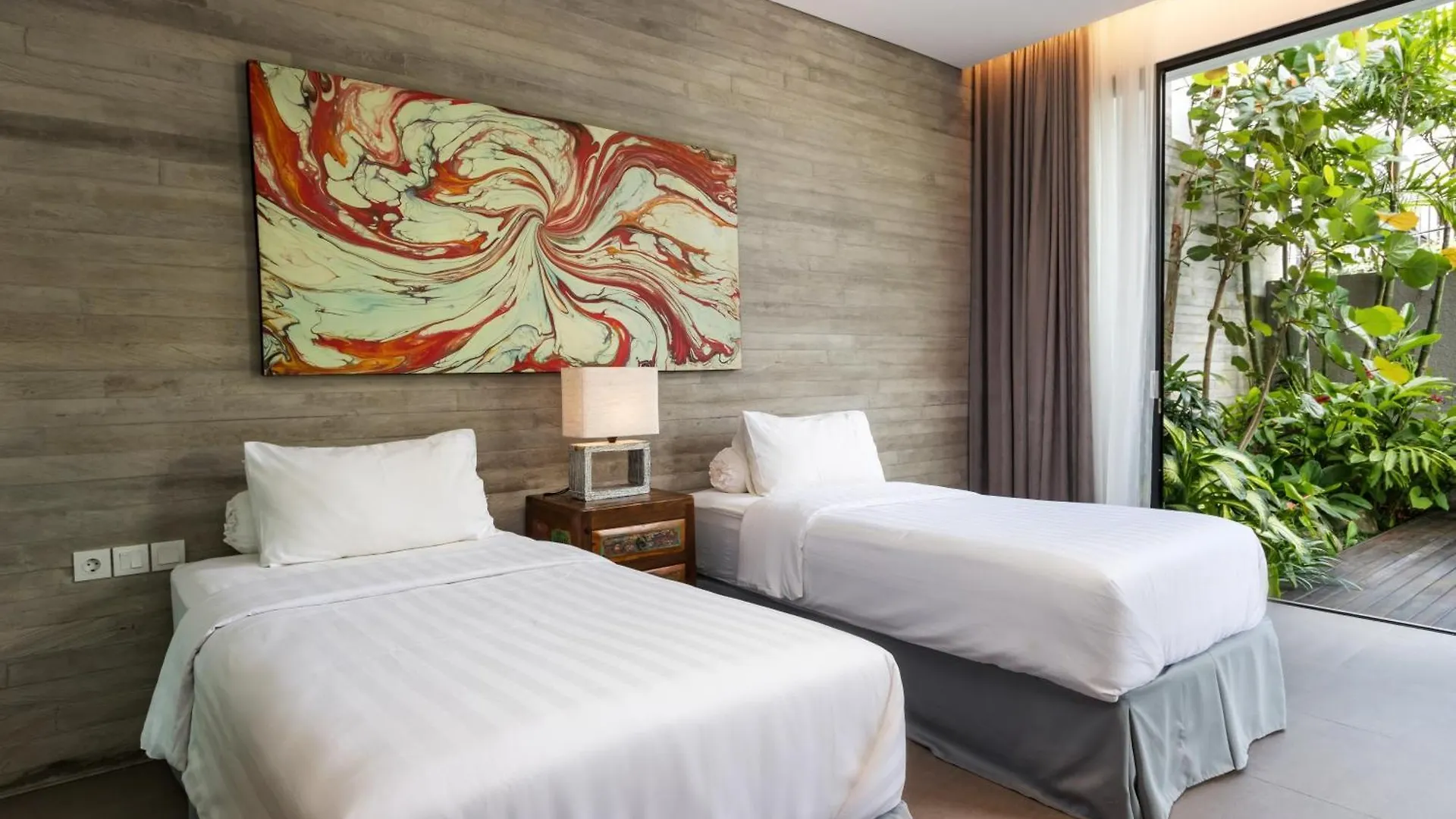 Swan Villa R Seminyak Endonezya