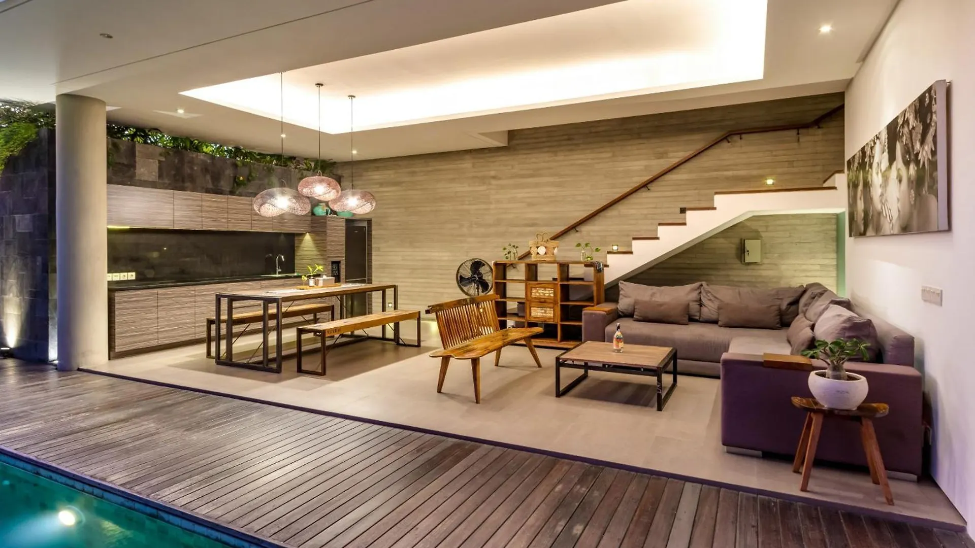 Swan Villa R Σεμινιάκ